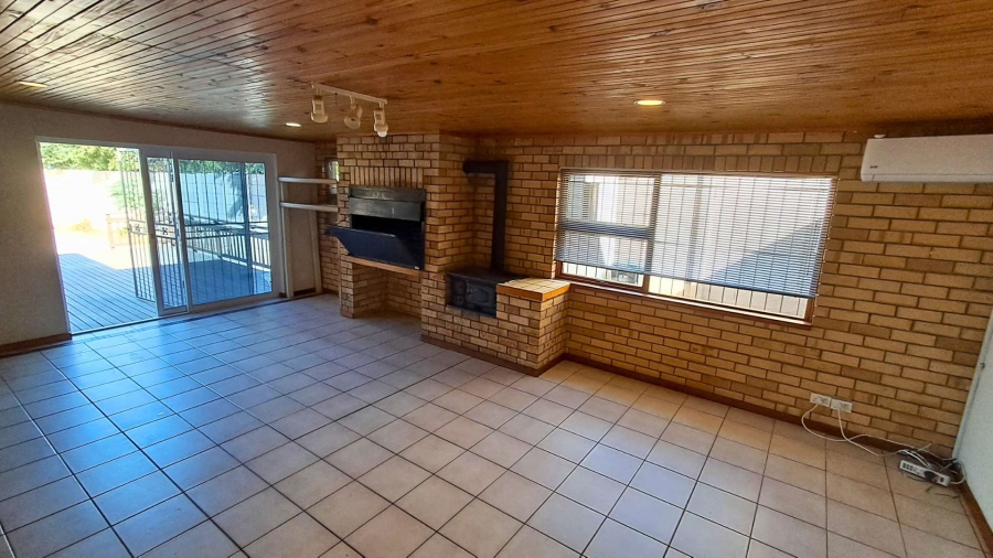 3 Bedroom Property for Sale in Morgenster Heights Western Cape